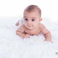 ensaio-fotografico-bebe-cenario-estudio-brasilia-12