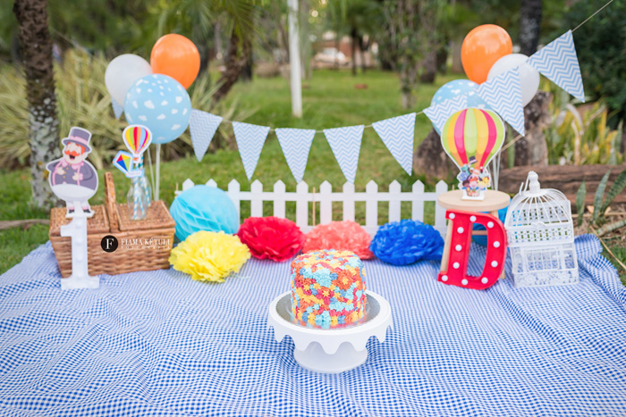 Smash the cake mundo Bita em Brasília - fotógrafo com cenário completo